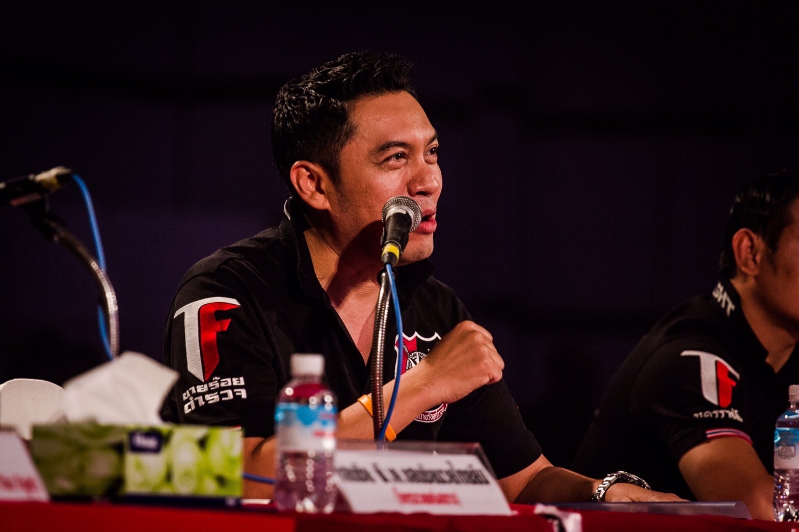 THAI FIGHT BEGINS · ถ่ายทอดสดในสตูดิโอ