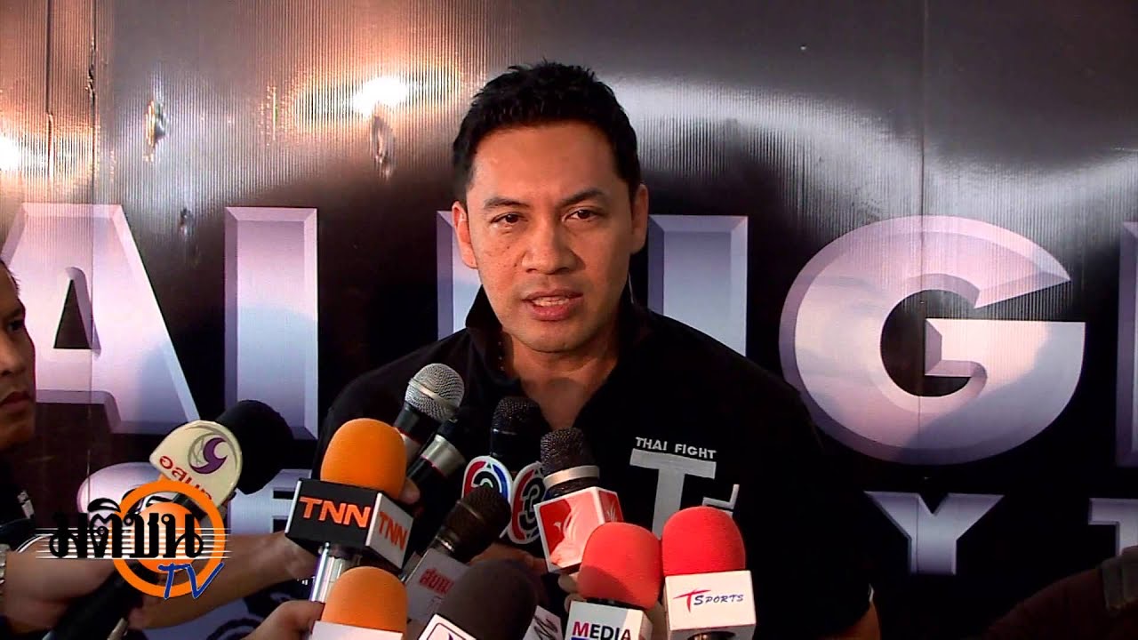 ให้สัมภาษณ์สื่อมวลชนหลายสำนัก